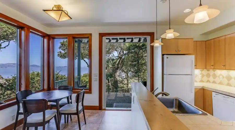 3333 Paradise Drive, Tiburon, California 94920, United States, 3 Bedrooms Bedrooms, 3 Rooms Rooms,Residential,For Sale,Paradise Drive,1115476