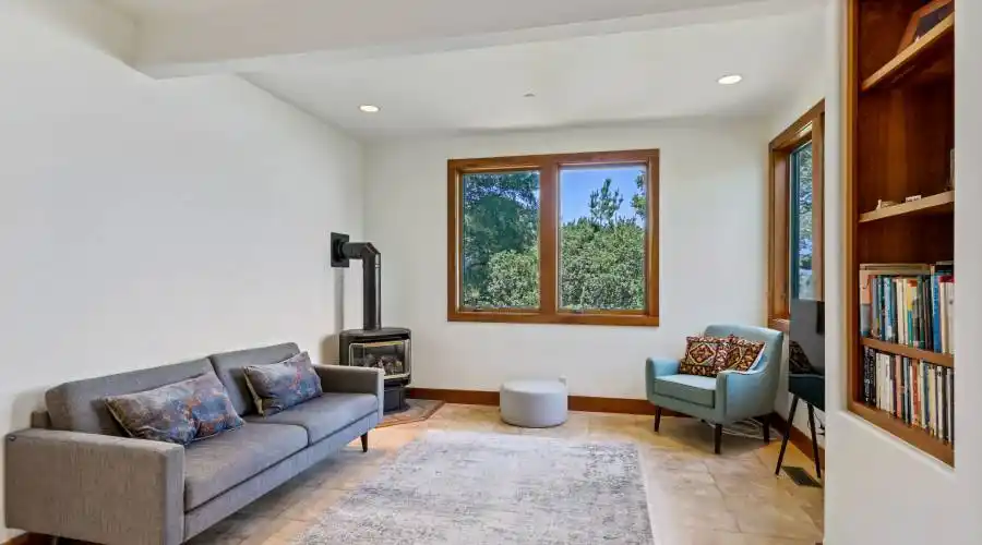 3333 Paradise Drive, Tiburon, California 94920, United States, 3 Bedrooms Bedrooms, 3 Rooms Rooms,Residential,For Sale,Paradise Drive,1115476