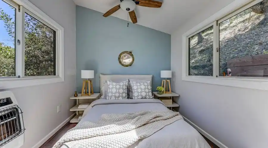 3333 Paradise Drive, Tiburon, California 94920, United States, 3 Bedrooms Bedrooms, 3 Rooms Rooms,Residential,For Sale,Paradise Drive,1115476