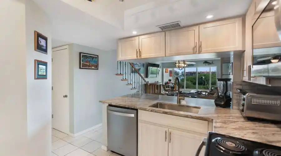 14626 loridawn DR, Florida, United States, 2 Bedrooms Bedrooms, 8 Rooms Rooms,2 BathroomsBathrooms,Waterfront,For Sale,#14,loridawn DR,1117947
