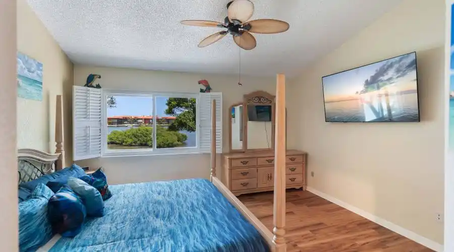 14626 loridawn DR, Florida, United States, 2 Bedrooms Bedrooms, 8 Rooms Rooms,2 BathroomsBathrooms,Waterfront,For Sale,#14,loridawn DR,1117947