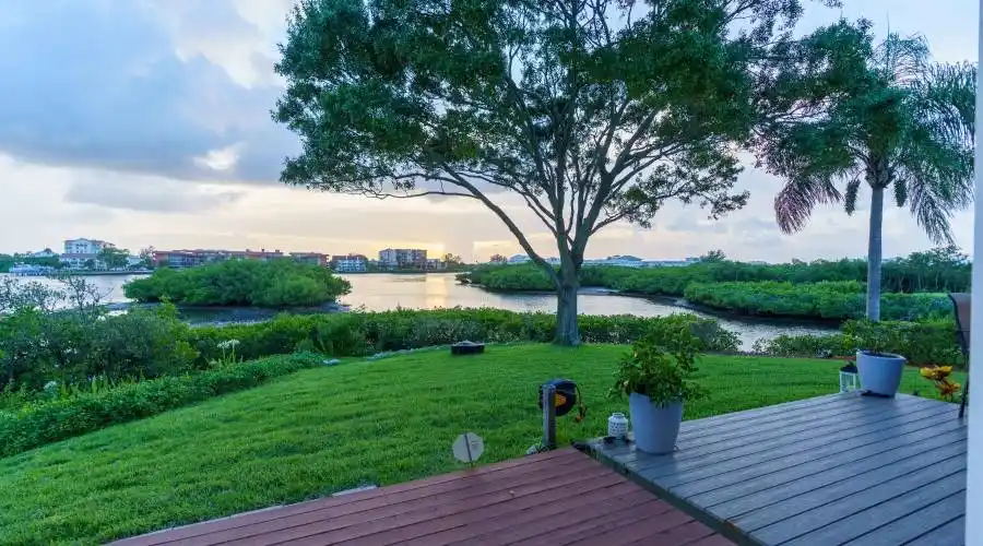 14626 loridawn DR, Florida, United States, 2 Bedrooms Bedrooms, 8 Rooms Rooms,2 BathroomsBathrooms,Waterfront,For Sale,#14,loridawn DR,1117947