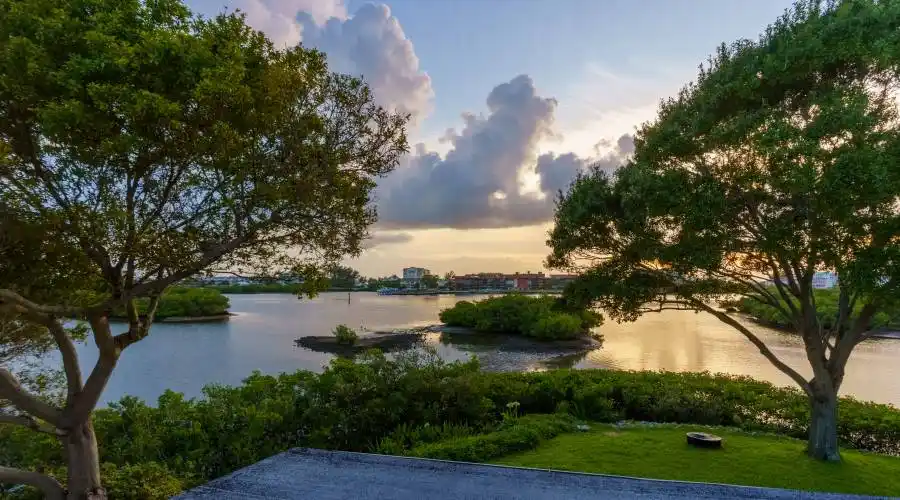 14626 loridawn DR, Florida, United States, 2 Bedrooms Bedrooms, 8 Rooms Rooms,2 BathroomsBathrooms,Waterfront,For Sale,#14,loridawn DR,1117947
