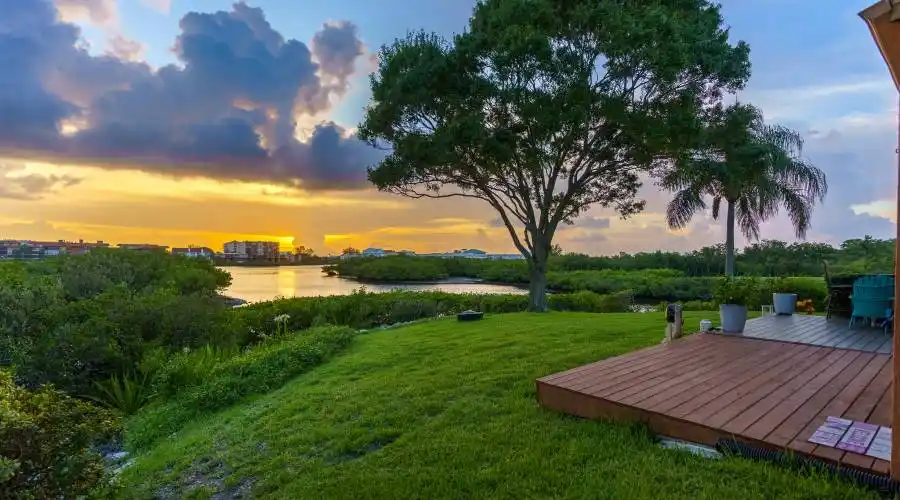 14626 loridawn DR, Florida, United States, 2 Bedrooms Bedrooms, 8 Rooms Rooms,2 BathroomsBathrooms,Waterfront,For Sale,#14,loridawn DR,1117947