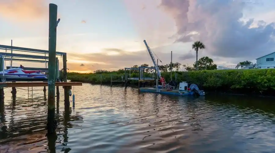 14626 loridawn DR, Florida, United States, 2 Bedrooms Bedrooms, 8 Rooms Rooms,2 BathroomsBathrooms,Waterfront,For Sale,#14,loridawn DR,1117947