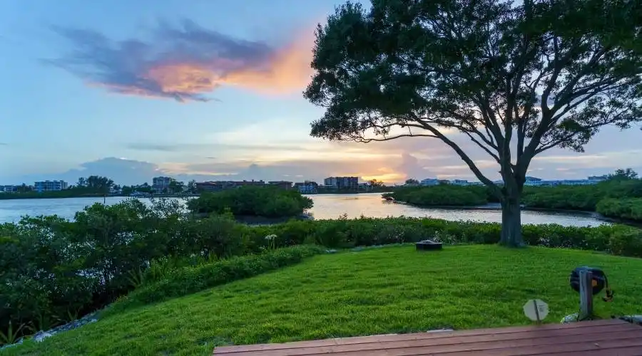 14626 loridawn DR, Florida, United States, 2 Bedrooms Bedrooms, 8 Rooms Rooms,2 BathroomsBathrooms,Waterfront,For Sale,#14,loridawn DR,1117947