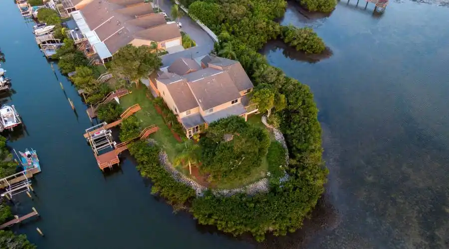 14626 loridawn DR, Florida, United States, 2 Bedrooms Bedrooms, 8 Rooms Rooms,2 BathroomsBathrooms,Waterfront,For Sale,#14,loridawn DR,1117947