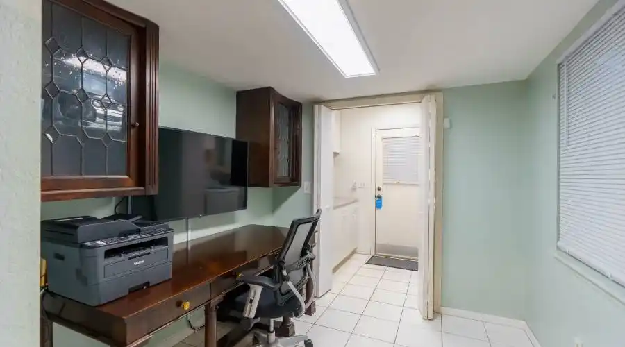 14626 loridawn DR, Florida, United States, 2 Bedrooms Bedrooms, 8 Rooms Rooms,2 BathroomsBathrooms,Waterfront,For Sale,#14,loridawn DR,1117947