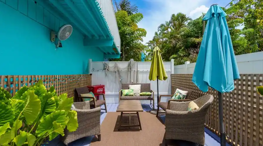 2409 Avenue C, Florida, United States, 4 Bedrooms Bedrooms, 10 Rooms Rooms,4 BathroomsBathrooms,Investment,For Sale,Avenue C,1117948