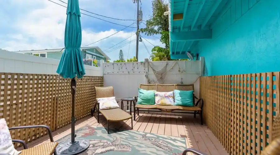 2409 Avenue C, Florida, United States, 4 Bedrooms Bedrooms, 10 Rooms Rooms,4 BathroomsBathrooms,Investment,For Sale,Avenue C,1117948