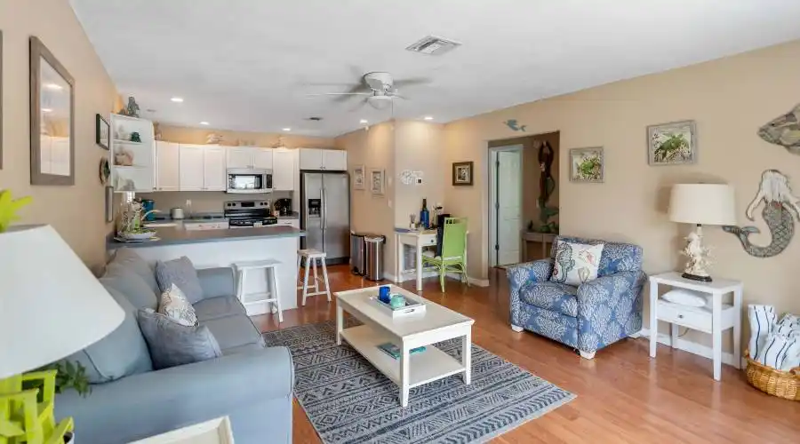 2409 Avenue C, Florida, United States, 4 Bedrooms Bedrooms, 10 Rooms Rooms,4 BathroomsBathrooms,Investment,For Sale,Avenue C,1117948