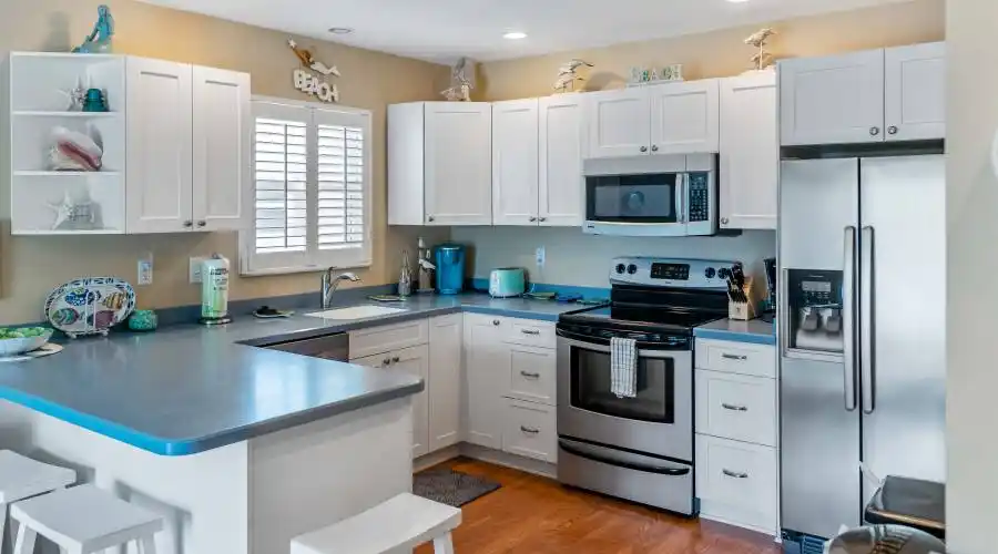 2409 Avenue C, Florida, United States, 4 Bedrooms Bedrooms, 10 Rooms Rooms,4 BathroomsBathrooms,Investment,For Sale,Avenue C,1117948