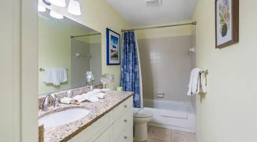 2409 Avenue C, Florida, United States, 4 Bedrooms Bedrooms, 10 Rooms Rooms,4 BathroomsBathrooms,Investment,For Sale,Avenue C,1117948