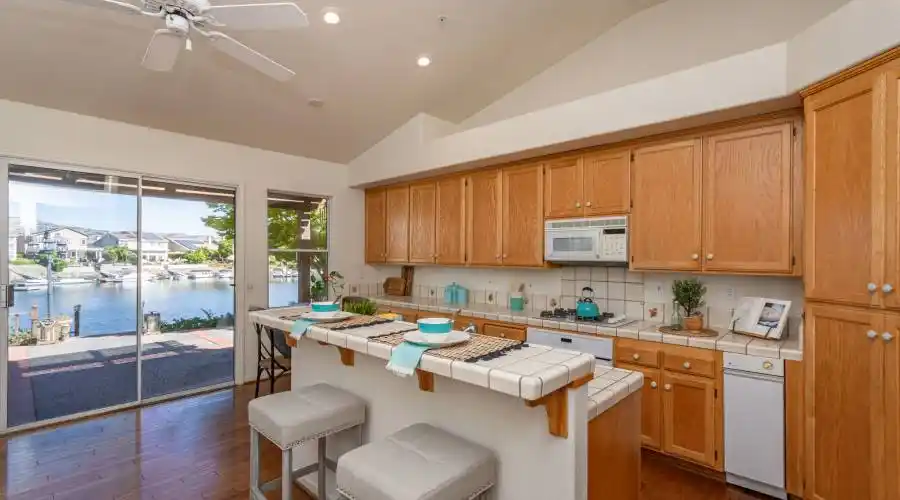 34 Peninsula Court, Napa, California 94559, United States, 3 Bedrooms Bedrooms, ,2 BathroomsBathrooms,Residential,For Sale,Peninsula,1122400