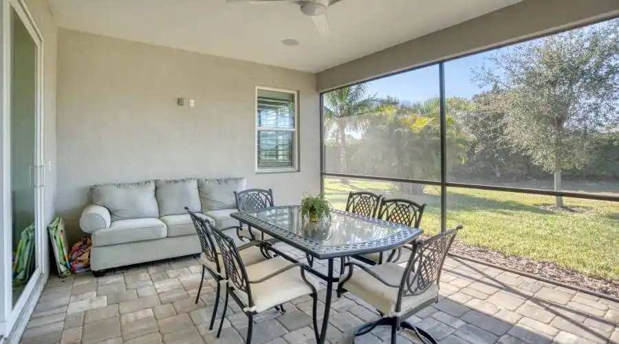 1020 Fig Glen- Florida- United States, 3 Bedrooms Bedrooms, 10 Rooms Rooms,2 BathroomsBathrooms,Residential,For Sale,Fig Glen,1124314