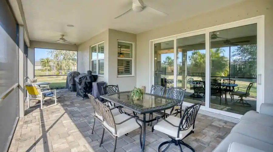 1020 Fig Glen- Florida- United States, 3 Bedrooms Bedrooms, 10 Rooms Rooms,2 BathroomsBathrooms,Residential,For Sale,Fig Glen,1124314