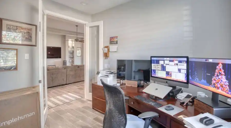 1020 Fig Glen- Florida- United States, 3 Bedrooms Bedrooms, 10 Rooms Rooms,2 BathroomsBathrooms,Residential,For Sale,Fig Glen,1124314