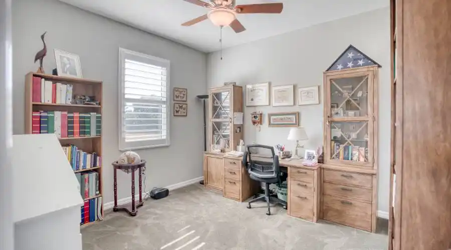 1020 Fig Glen- Florida- United States, 3 Bedrooms Bedrooms, 10 Rooms Rooms,2 BathroomsBathrooms,Residential,For Sale,Fig Glen,1124314