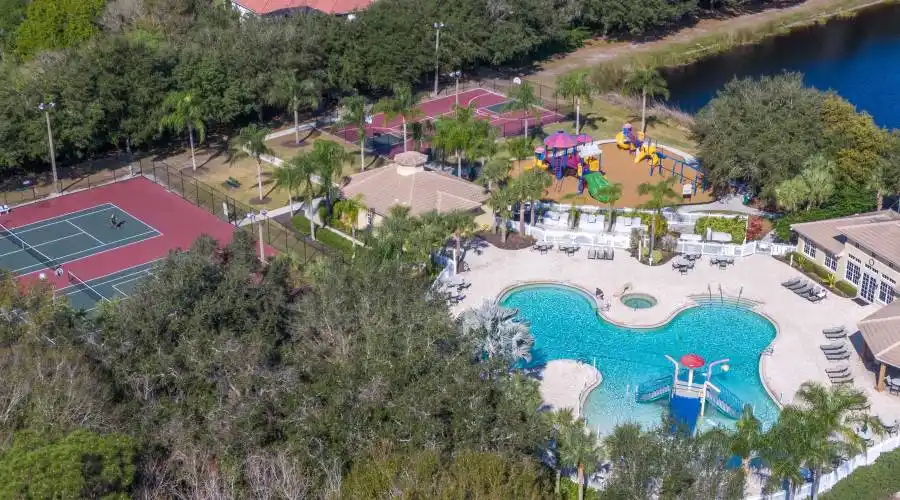 1020 Fig Glen- Florida- United States, 3 Bedrooms Bedrooms, 10 Rooms Rooms,2 BathroomsBathrooms,Residential,For Sale,Fig Glen,1124314