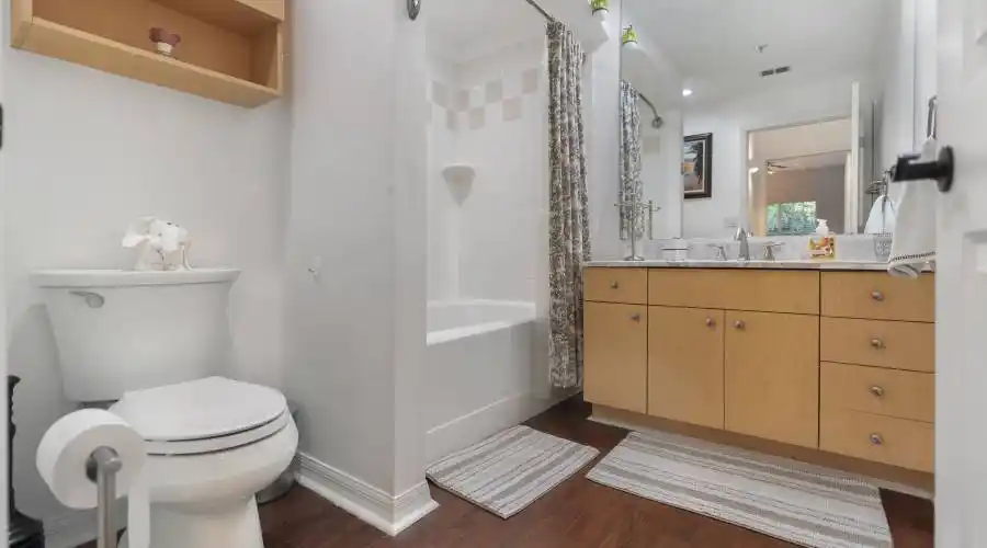 100 4th ave s, Florida, United States, 2 Bedrooms Bedrooms, 10 Rooms Rooms,2 BathroomsBathrooms,Condo,For Sale,114,1124317