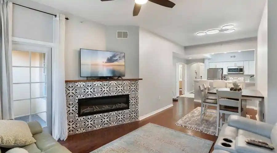 100 4th ave s, Florida, United States, 2 Bedrooms Bedrooms, 10 Rooms Rooms,2 BathroomsBathrooms,Condo,For Sale,114,1124317
