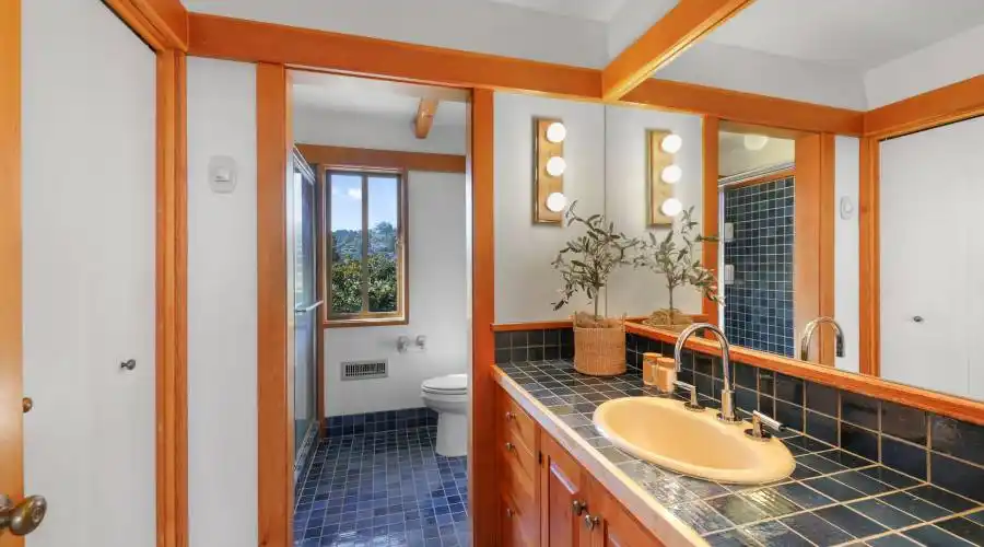 50 Harbor Cove Way, Mill Valley, California 94941, United States, 4 Bedrooms Bedrooms, ,2.5 BathroomsBathrooms,Residential,For Sale,50 Harbor Cove Way,1125433