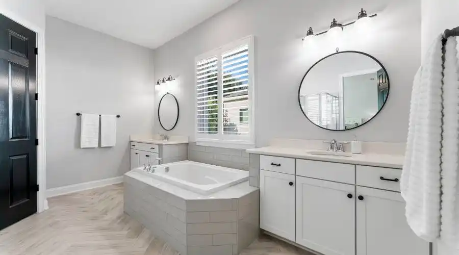 168 Broadleaf Lane, ST JOHNS, Florida 32259, United States, 5 Bedrooms Bedrooms, ,4 BathroomsBathrooms,Residential,For Sale,Broadleaf Lane,1127606
