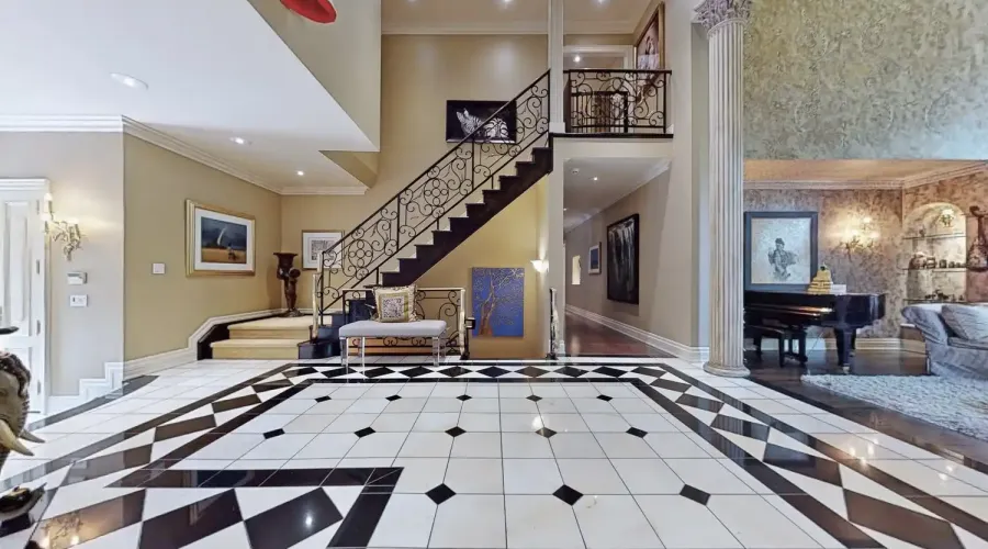 140 Rebecca Crt, Vaughan, Ontario, Canada, 9 Bedrooms Bedrooms, 22 Rooms Rooms,7 BathroomsBathrooms,Residential,For Sale,Rebecca,1127820