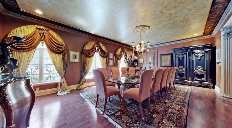 140 Rebecca Crt, Vaughan, Ontario, Canada, 9 Bedrooms Bedrooms, 22 Rooms Rooms,7 BathroomsBathrooms,Residential,For Sale,Rebecca,1127820