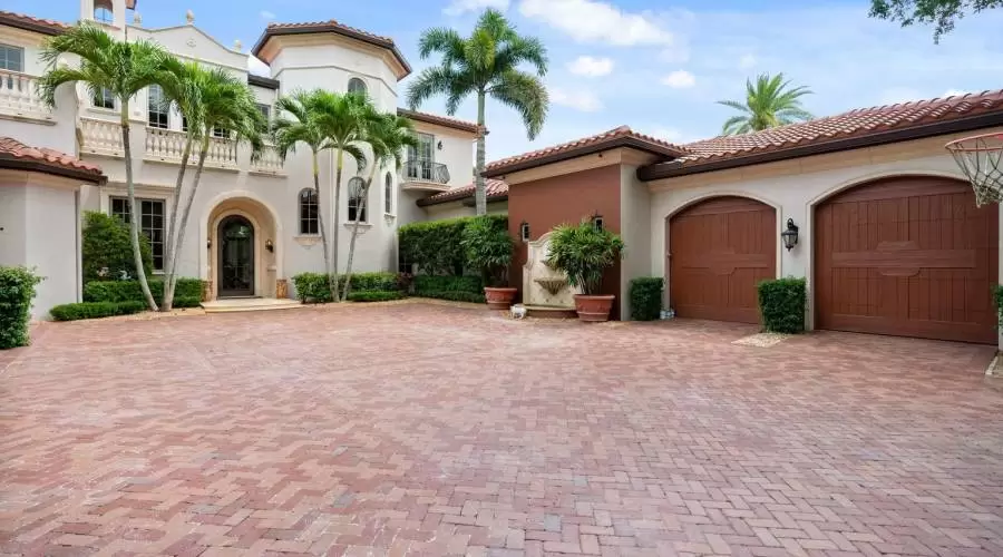 11736 Valeros Court, Palm Beach Gardens, Florida 33418, United States, 5 Bedrooms Bedrooms, ,6 BathroomsBathrooms,Residential,For Sale,11736 Valeros Court,1130211