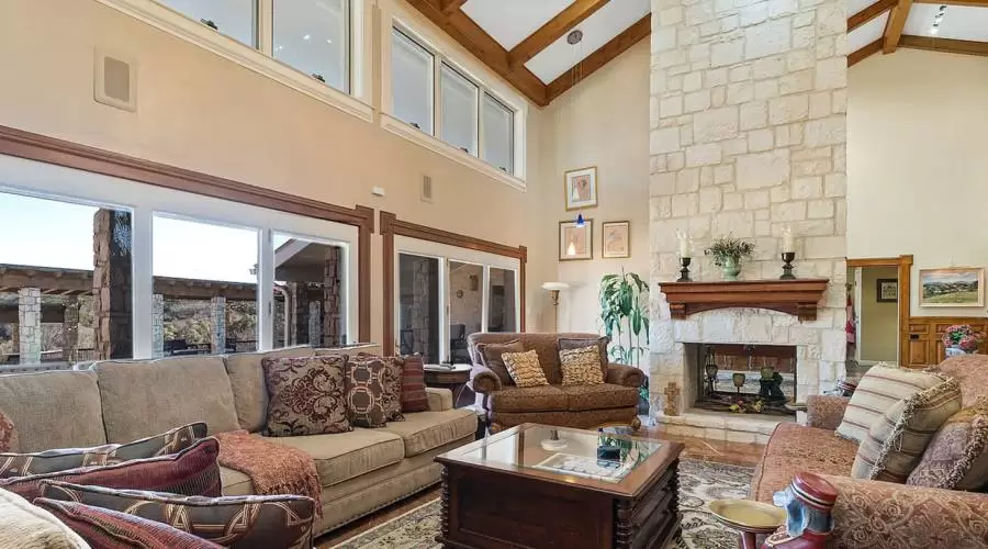 Boerne, Texas, United States, ,Auction,For Sale,1131839