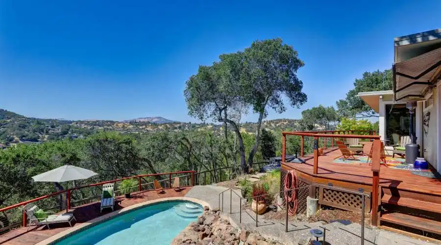 87 Carnoustie Heights, Novato, California 94949, United States, 4 Bedrooms Bedrooms, ,3.5 BathroomsBathrooms,Residential,For Sale,87 Carnoustie Heights,1131840