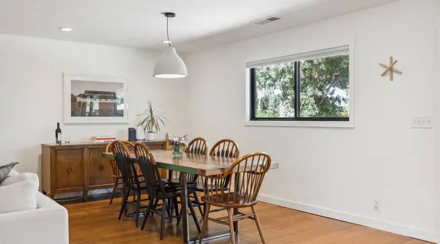 917 Skillman, Petaluma, California, United States, 2 Bedrooms Bedrooms, ,2 BathroomsBathrooms,Residential,For Sale,Skillman,1136511