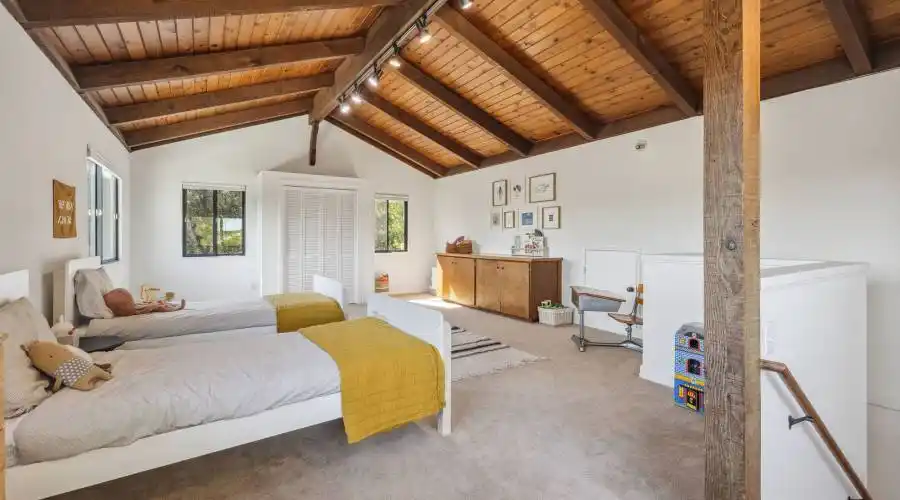 917 Skillman, Petaluma, California, United States, 2 Bedrooms Bedrooms, ,2 BathroomsBathrooms,Residential,For Sale,Skillman,1136511
