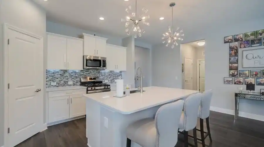 13193 Steinhatchee Loop, Florida 34293, United States, 5 Bedrooms Bedrooms, 7 Rooms Rooms,4 BathroomsBathrooms,Residential,For Sale,Steinhatchee,1141508