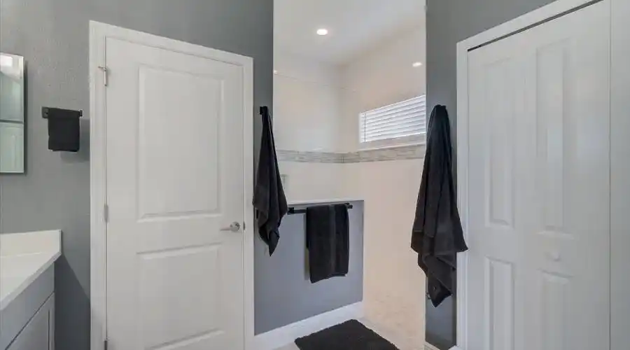 13193 Steinhatchee Loop, Florida 34293, United States, 5 Bedrooms Bedrooms, 7 Rooms Rooms,4 BathroomsBathrooms,Residential,For Sale,Steinhatchee,1141508