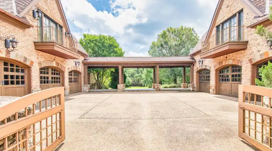 5520 Kent Rock Rd, Loganville, Georgia 30052, United States, 5 Bedrooms Bedrooms, 5 Rooms Rooms,6 BathroomsBathrooms,Residential,For Sale,Kent Rock Manor,Kent Rock,3,1145117