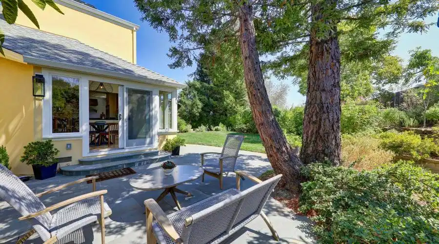 59 Meadowood Dr, Larkspur, California 94939, United States, 4 Bedrooms Bedrooms, ,2.5 BathroomsBathrooms,Residential,For Sale,59 Meadowood Dr,1147592