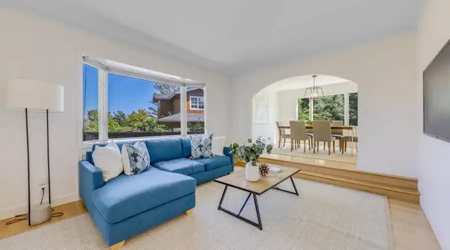 59 Meadowood Dr, Larkspur, California 94939, United States, 4 Bedrooms Bedrooms, ,2.5 BathroomsBathrooms,Residential,For Sale,59 Meadowood Dr,1147592