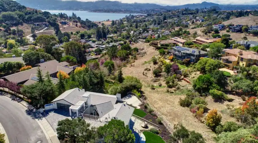 15 Turtle Rock Court, Belvedere Tiburon, California 94920, United States, 5 Bedrooms Bedrooms, ,6.5 BathroomsBathrooms,Residential,For Sale,15 Turtle Rock Court,1158984