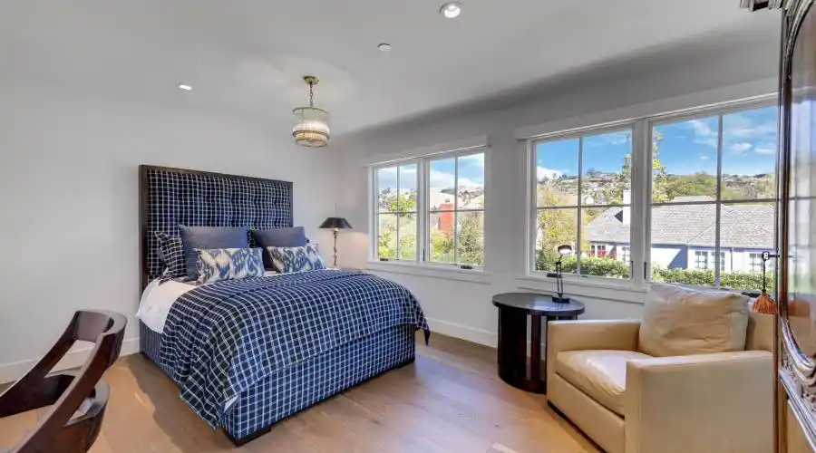 26 Cove Rd, Belvedere Tiburon, California 94920, United States, 4 Bedrooms Bedrooms, ,3.5 BathroomsBathrooms,Residential,For Sale,26 Cove Rd,1158987