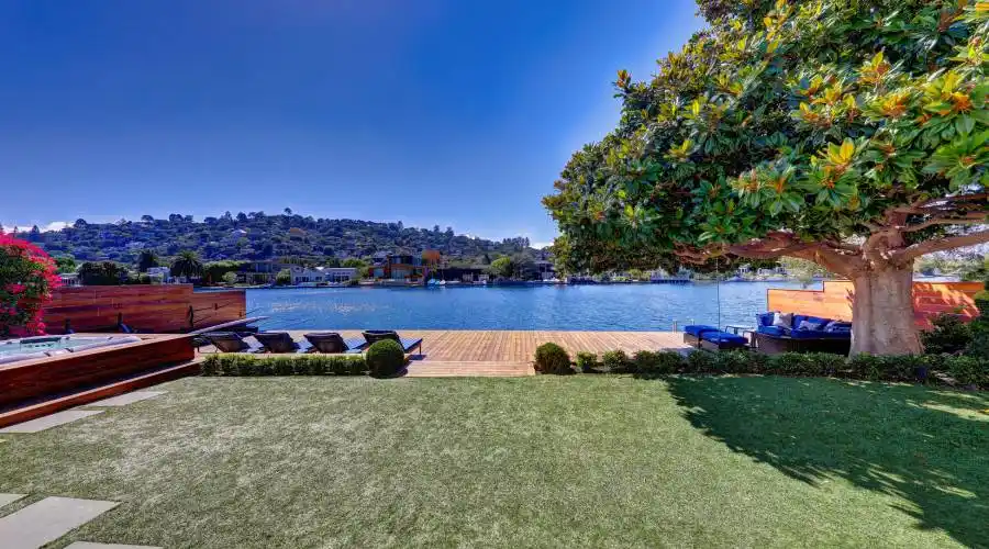 26 Cove Rd, Belvedere Tiburon, California 94920, United States, 4 Bedrooms Bedrooms, ,3.5 BathroomsBathrooms,Residential,For Sale,26 Cove Rd,1158987