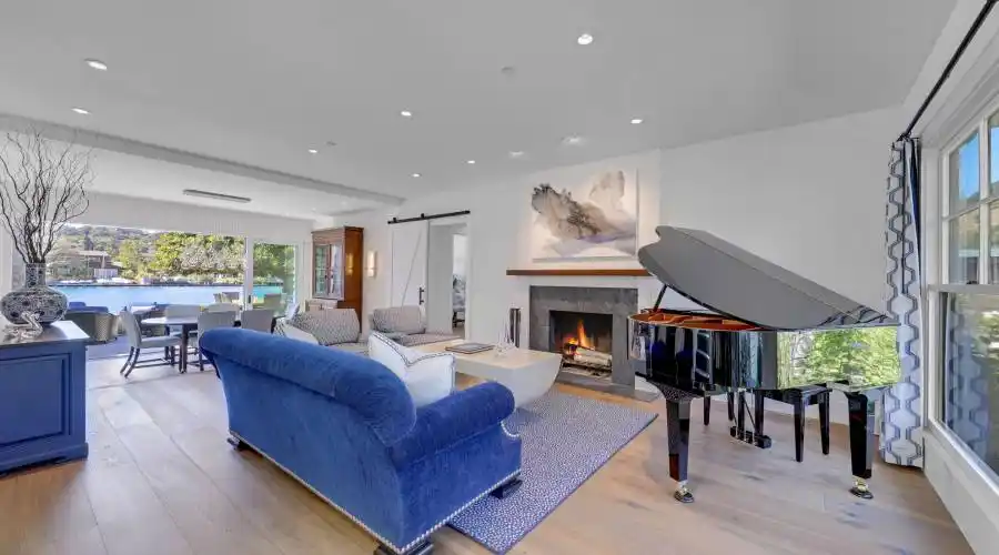 26 Cove Rd, Belvedere Tiburon, California 94920, United States, 4 Bedrooms Bedrooms, ,3.5 BathroomsBathrooms,Residential,For Sale,26 Cove Rd,1158987