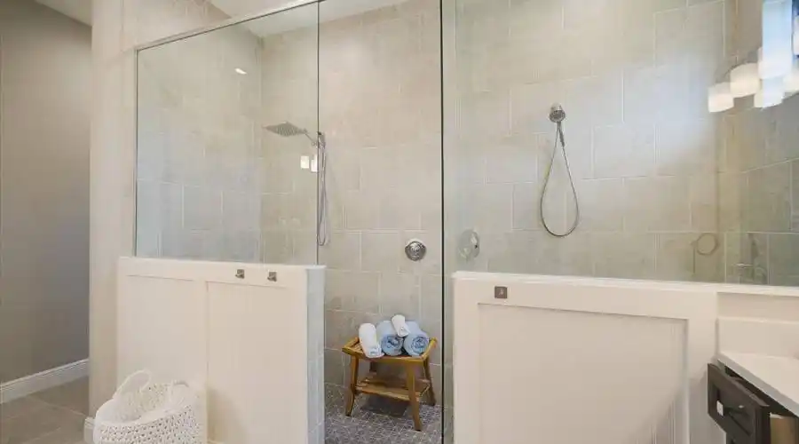16604 Collingtree Crossing, Florida 34202, United States, 3 Bedrooms Bedrooms, 5 Rooms Rooms,2 BathroomsBathrooms,Residential,For Sale,Collingtree,1163793