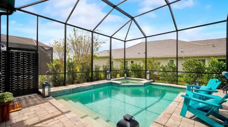 16604 Collingtree Crossing, Florida 34202, United States, 3 Bedrooms Bedrooms, 5 Rooms Rooms,2 BathroomsBathrooms,Residential,For Sale,Collingtree,1163793