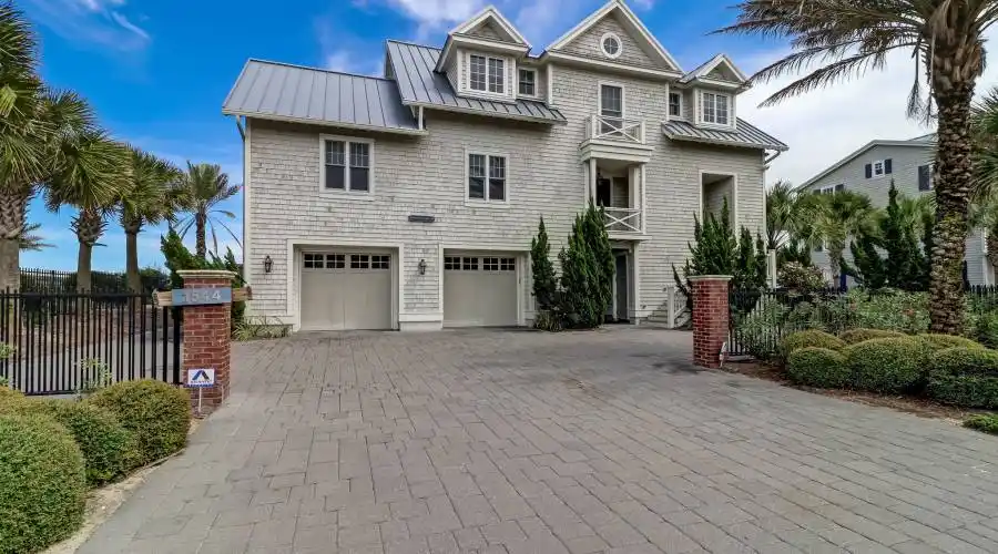 1544 Fletcher Avenue, Fernandina Beach, Florida 32034, United States, 4 Bedrooms Bedrooms, 11 Rooms Rooms,5 BathroomsBathrooms,Residential,For Sale,Fletcher,3,1167220