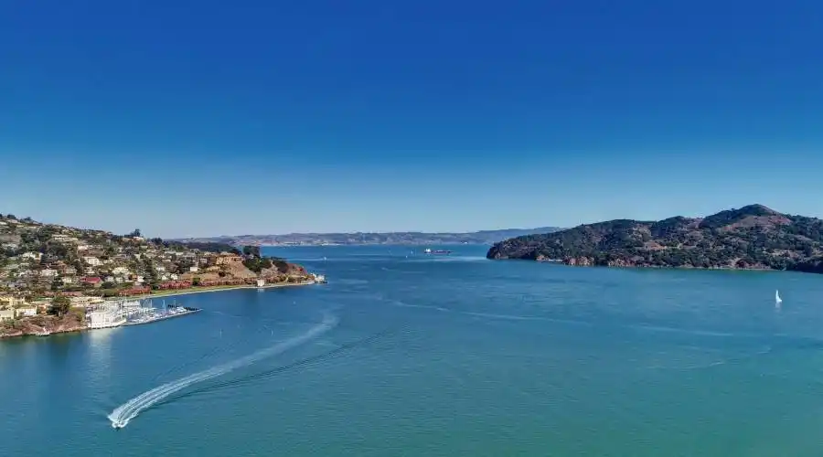 333 Bella Vista Ave, Belvedere Tiburon, California 94920, United States, 4 Bedrooms Bedrooms, ,4 BathroomsBathrooms,Residential,For Sale,333 Bella Vista Ave,1173726