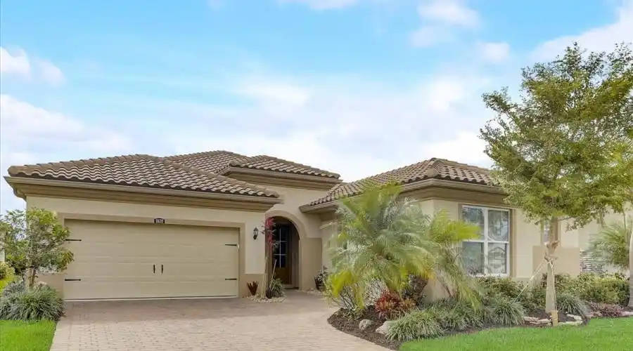 11639 Tapestry Ln, Florida 34293, United States, 3 Bedrooms Bedrooms, 5 Rooms Rooms,3 BathroomsBathrooms,Residential,For Sale,Tapestry,1177304