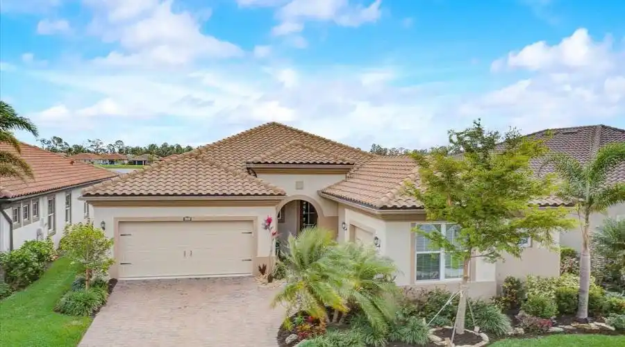 11639 Tapestry Ln, Florida 34293, United States, 3 Bedrooms Bedrooms, 5 Rooms Rooms,3 BathroomsBathrooms,Residential,For Sale,Tapestry,1177304