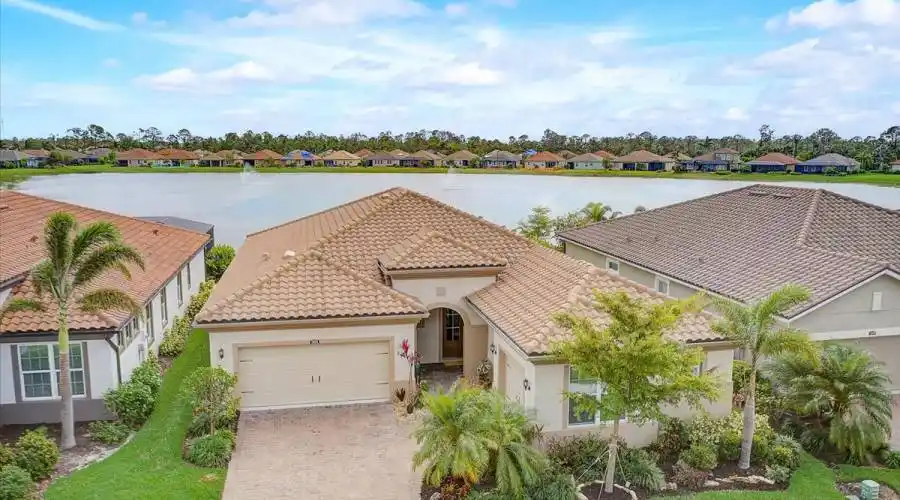 11639 Tapestry Ln, Florida 34293, United States, 3 Bedrooms Bedrooms, 5 Rooms Rooms,3 BathroomsBathrooms,Residential,For Sale,Tapestry,1177304